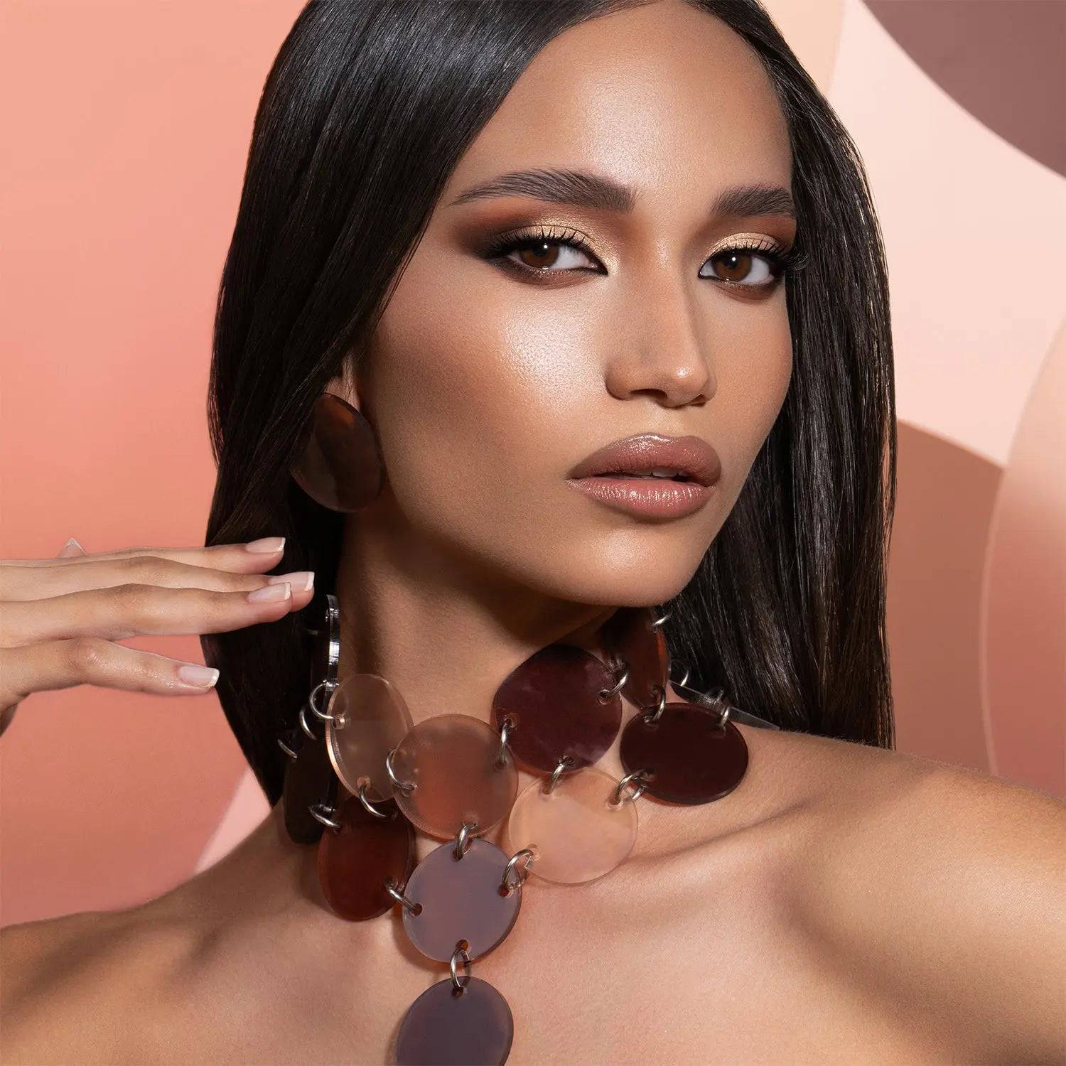 I NEED A WARM EYESHADOW PALETTE נטאשה דנונה מייקאפ