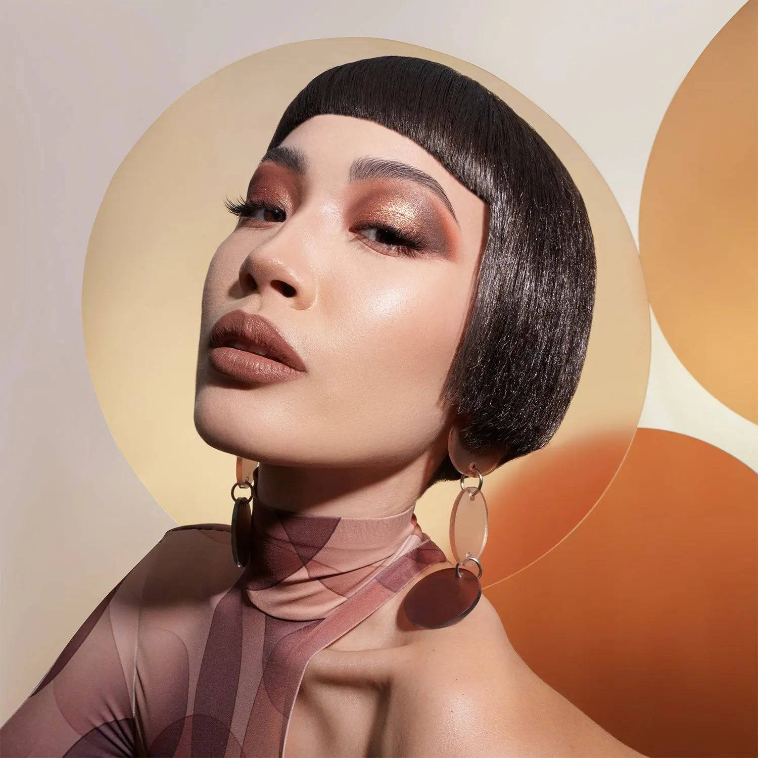 I NEED A WARM EYESHADOW PALETTE נטאשה דנונה מייקאפ