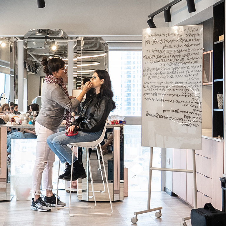 Makeup school Landing page - V2-2 Natasha Denona