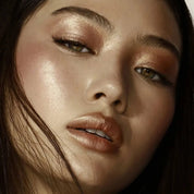 Bloom Cheek Palette - פלטת סמקים והיילייטרים בלום Natasha Denona
