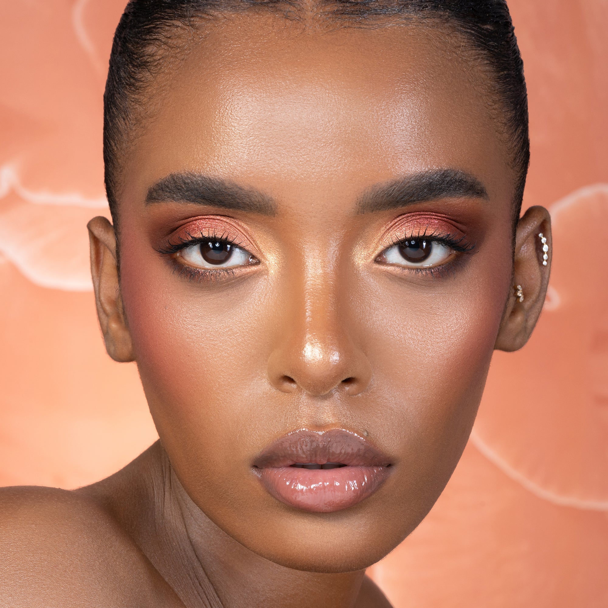 BLOOM EYESHADOW PALETTE - פלטת צלליות לעיניים בלום