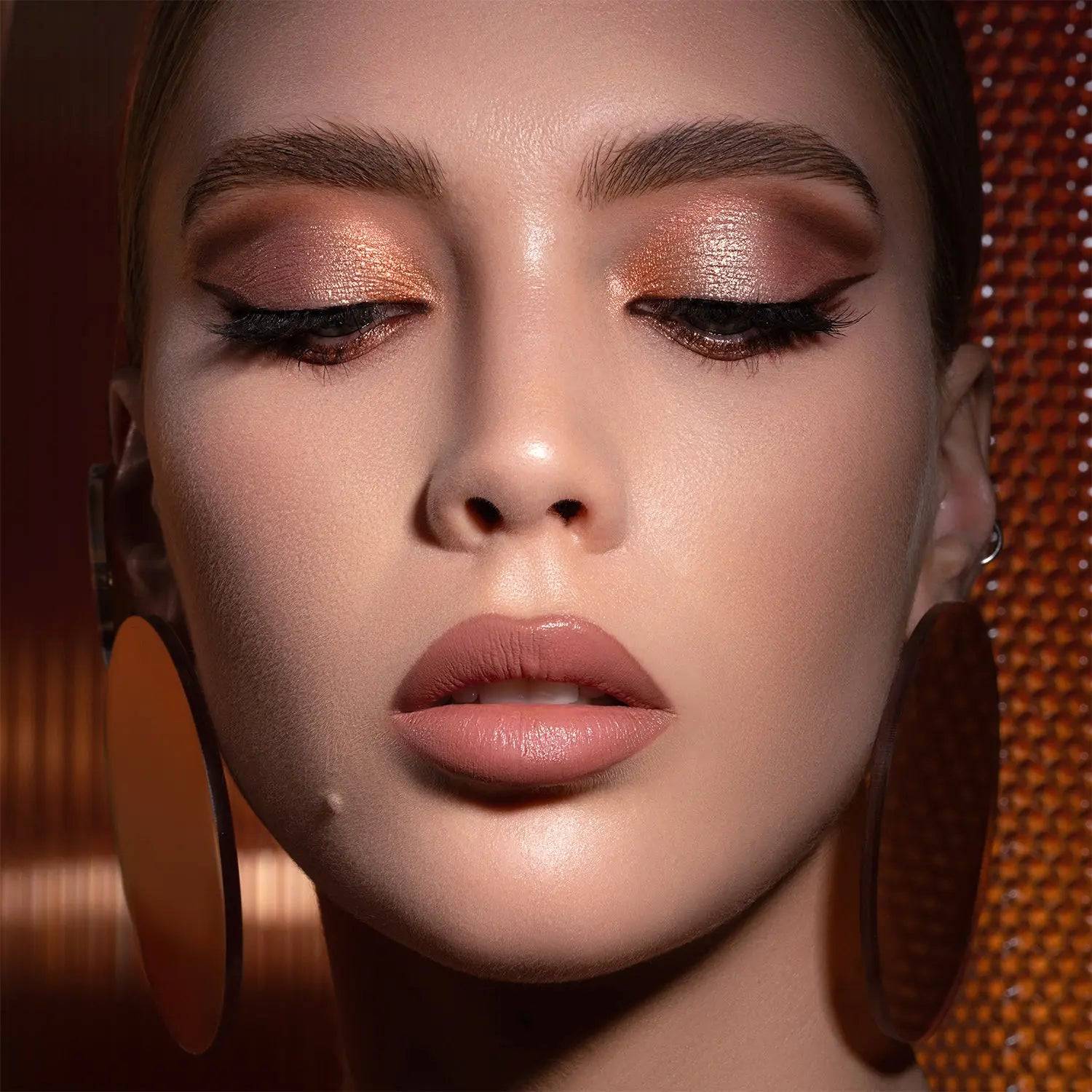 I NEED A WARM EYESHADOW PALETTE נטאשה דנונה מייקאפ