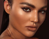 MINI BRONZE & GLOW HIGHLIGHTING POWDER model look