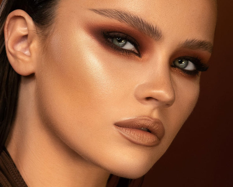 Mini Bronze model look