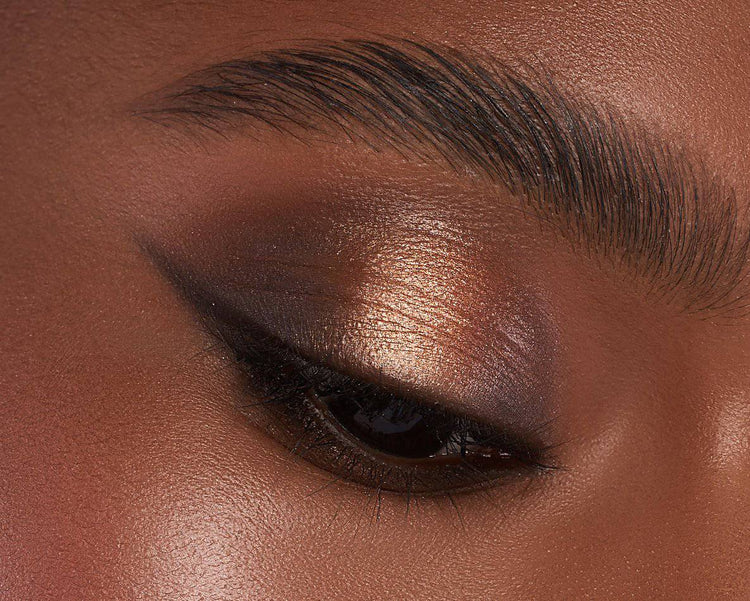 MINI NUDE EYESHADOW KIT - פלטת מיני ניוד ומברשת