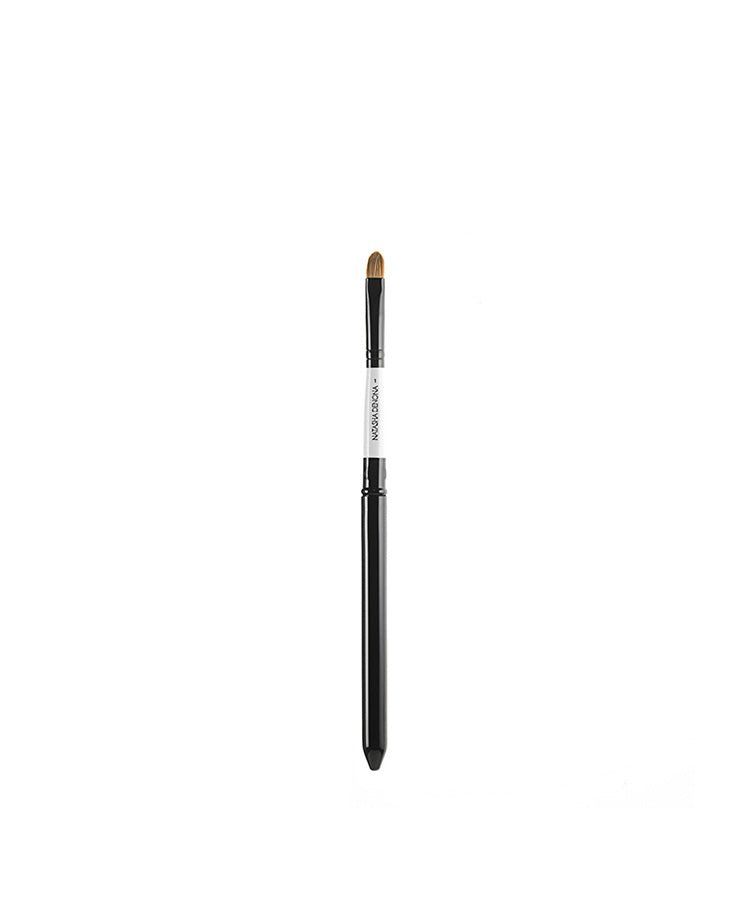 NO. 1 LIP BRUSH packshot