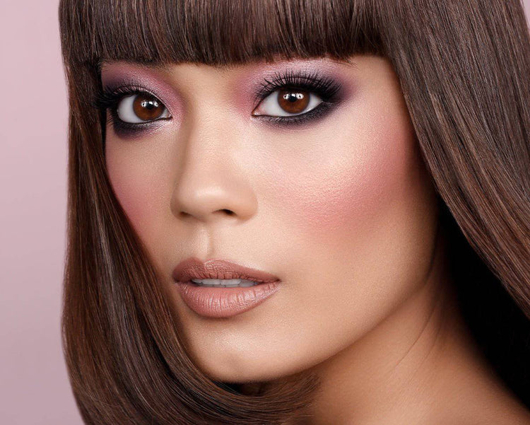 MINI LOVE EYESHADOW PALETTE model look