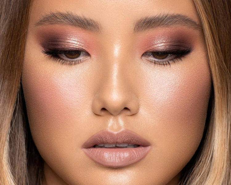 ROSE CHEEK DUO model