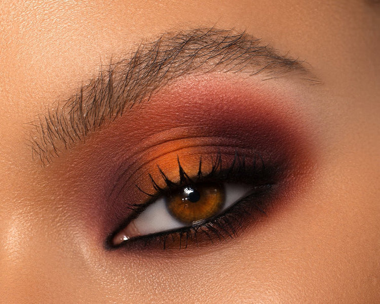 SUNRISE EYESHADOW PALETTE model look