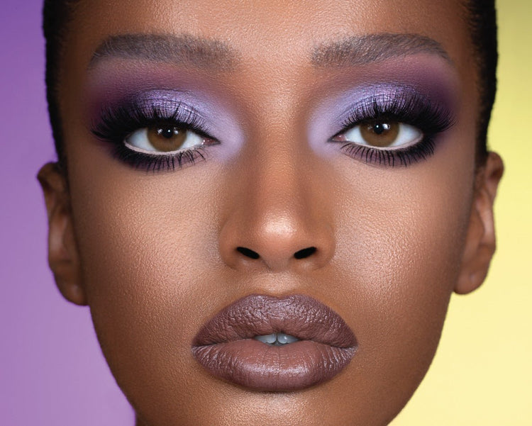 TRIOCHROME EYESHADOW PALETTE model look